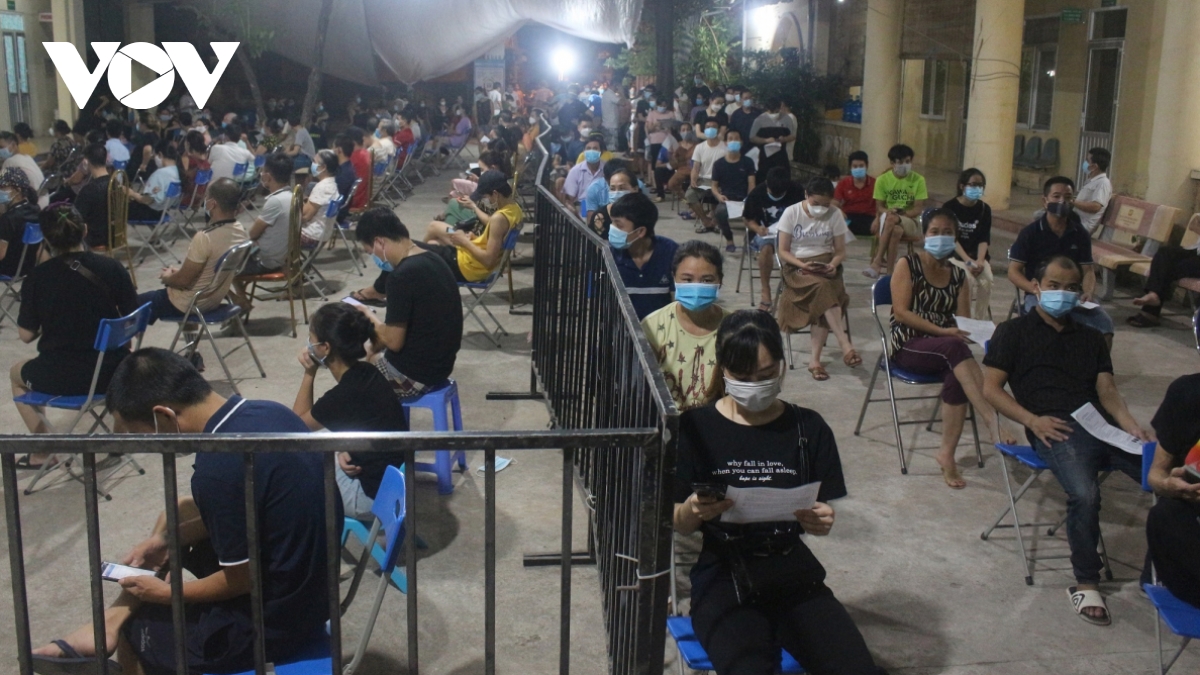 Hanoi steps up joint efforts in combating COVID-19 pandemic